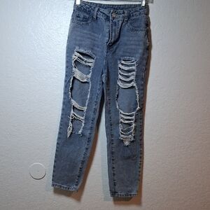 Distressed Blue Jeans‎